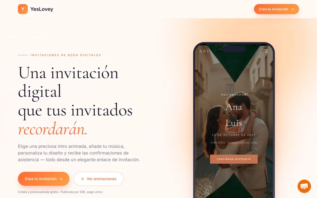 Landing de invitaciones de boda digitales de YesLovey, con el titular «Una invitación digital que tus invitados recordarán» y una invitación de ejemplo abierta en un móvil