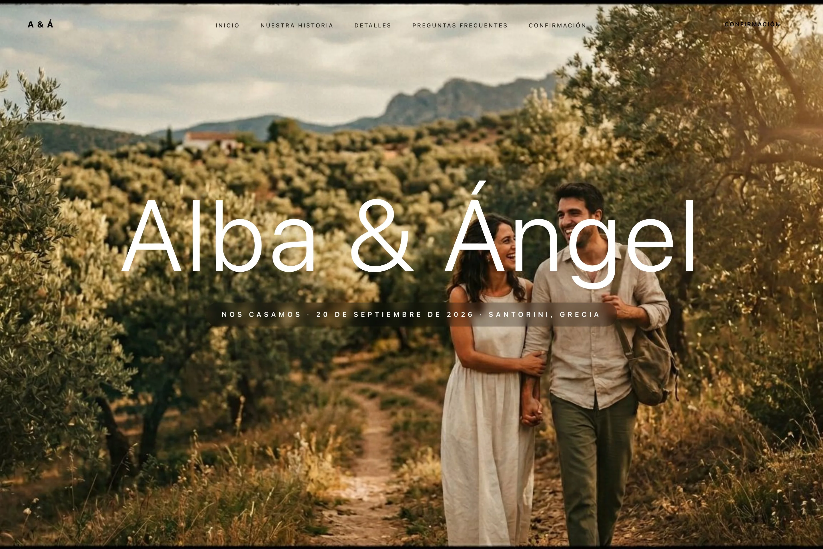 Portada de una web de boda con los nombres de la pareja, Alba y Ángel, la fecha y el lugar sobre una foto en un olivar